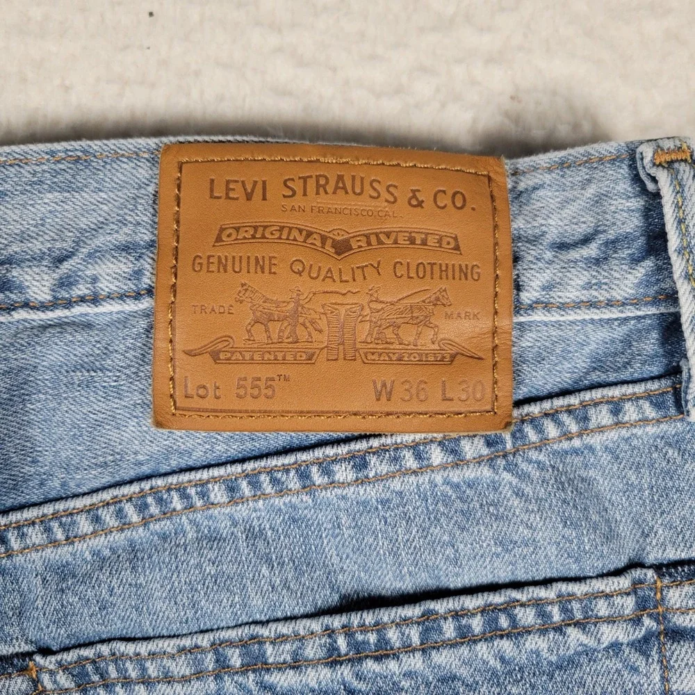 Levi's 559 Relaxed Straight Jeans Mens Size 36x30 Blue Medium Wash Denim Pants